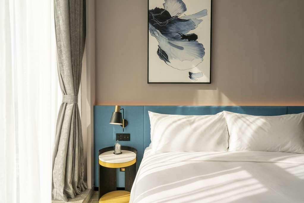 Hilton Garden Inn Shenzhen Baoan Huaide Zimmer foto